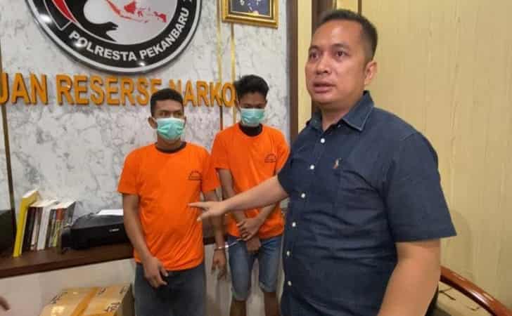 Ronaldo Edarkan Sabu Di Pangeran Hidayat Pekanbaru, Diringkus Polisi